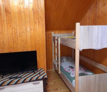 Serednye House | соколів камінь
