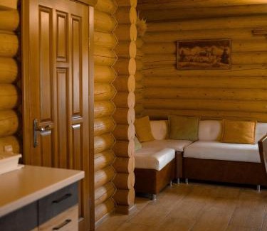 Polyana House | Сонячний Лаз