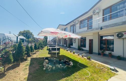 Kavarna House | Стаи за гости Ася