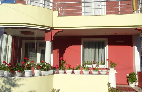 Bankya House | Стаи за гости Ве-Бо-Ли**