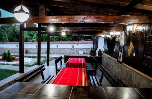 Krushuna House | Старата чешма