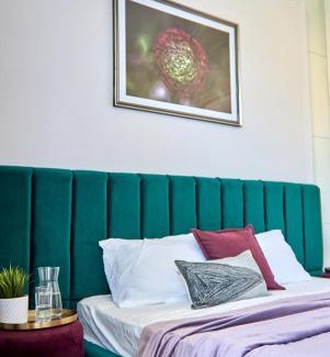 Mukachevo Apartment | Стильні Апартаменти на Ратушній площі