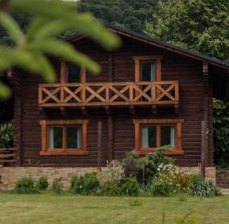 Dubyna Ski Chalet | сottage "Ksenija" котедж "Ксенія"