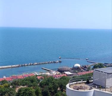 Arcadia Apartment | Терраса с панорамой моря в Аркадии