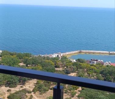 Arcadia Apartment | Терраса с панорамой моря в Аркадии