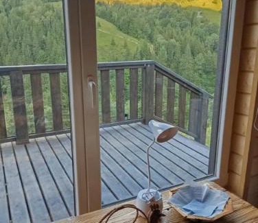 Verkhovyna House | Тишина гір Над потоками
