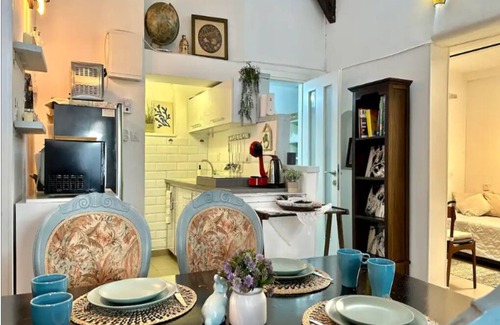 Haifa Cottage | Трехкомнатный дом с большим патио и отдельным входом.