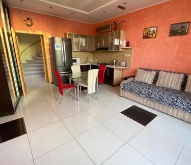 Petropavlivs'ka Borshchahivka House | Тownhouse99