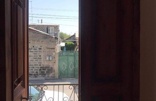Gyumri Apartment | Удобный апартаменты с террасой