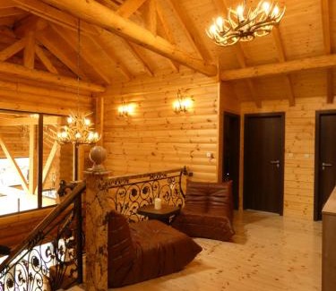 Sofia Villa | Уютни Стилни и Луксозни Вилички