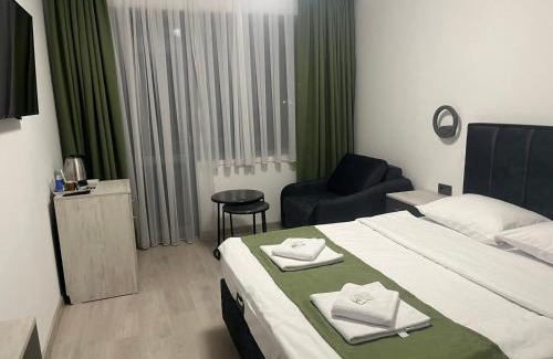 Rudozem Hotel | Хотел Лилия