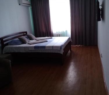 Krivoy Rog Apartment | Центр 95 квартала, Смарт-TV