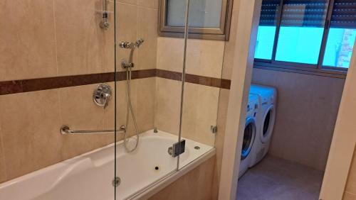 Nahariya Apartment | אבני החושן- Avnei Hoshen