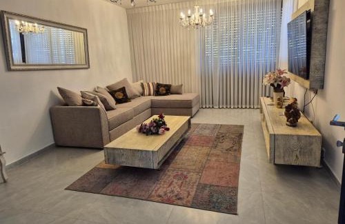 Ashkelon Villa | אירוח על הים
