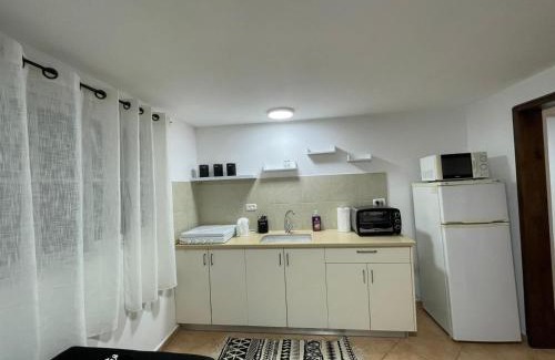 She'ar Yashuv Apartment | אל מול חרמון- דירה באווירה כפרית עם נוף לחרמון