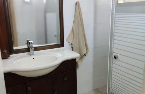 Kiryat Ata Apartment | בית אירוח