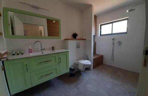 Beit Hillel House | במשק ליד הנחל