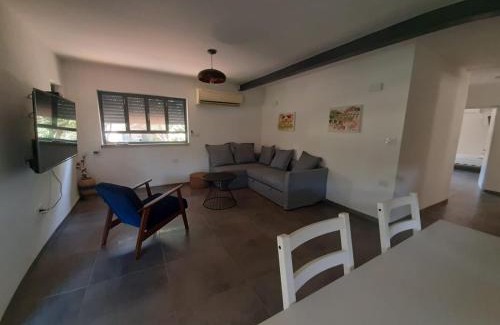 Beit Hillel House | במשק ליד הנחל