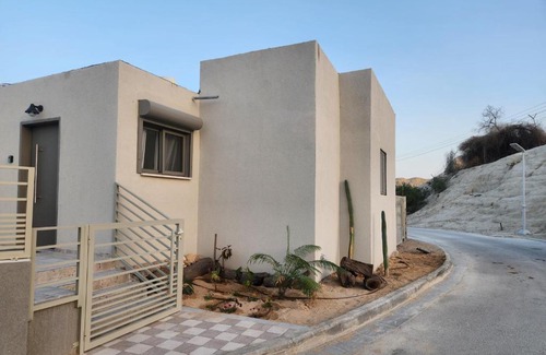 Ein Tamar Apartment | בצל ההר