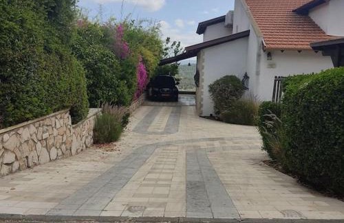 Emek Izrael Villa | הבית על הגבעה