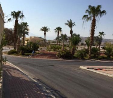 Neve Zohar House | הבית של דרורי