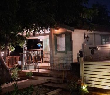 Meona Cabin | הבקתה של רינת