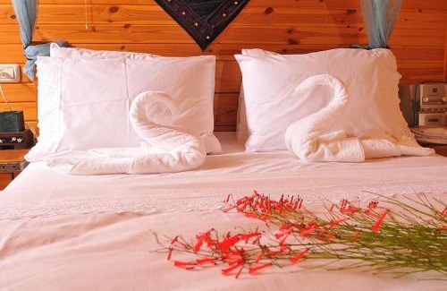 Kahal House | הבקתות של רחל