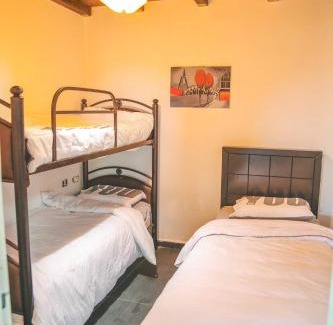 Buq'ata Bed & Breakfast | חדרי אירוח נוף לחרמון בוקעתא