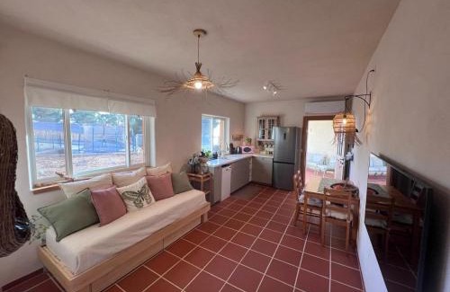 Odem Cabin | טרקוטה