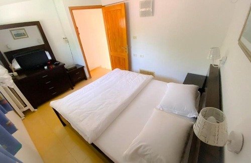 Had Nes Ski Chalet | לבנון בחד נס LAVNUN BEHAD NES