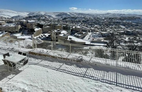 Majdal al-Shams Cabin | מצפה השלגים