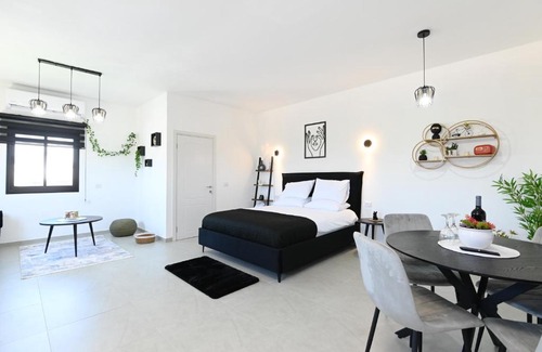 Hazon Bed & Breakfast | נונו בגליל - סוויטות מקסימות עם בריכה וג'קוזי מול נוף מושלם