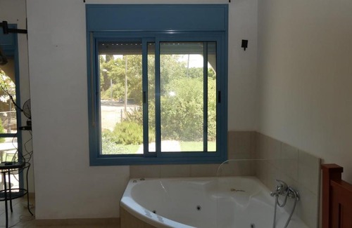 Ma'ayan Baruch Cabin | ספרטה