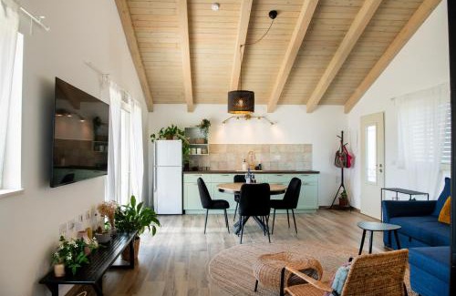 Amir Apartment | פלג על הנחל