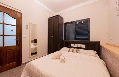 Daliyat al-Karmel Bed & Breakfast | צמרת הצימרים - צימרים מקסימים עם בריכה משותפת מחוממת וג'קוזי פרטי