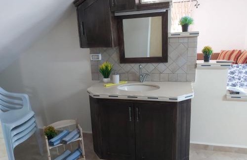 Ein Qiniyye Cabin | קסם הכפר