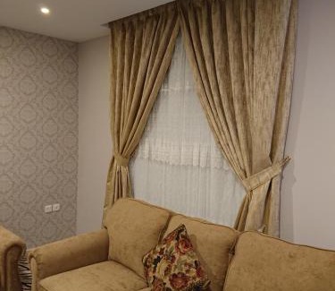 Al Ulaya Apartment | اجنحة النرجس الفندقية