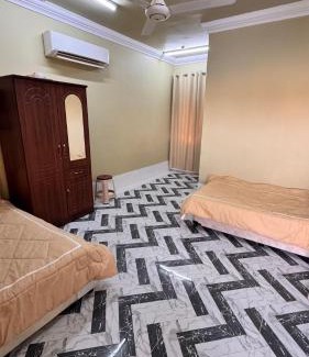 Ash Sharqiyah North Governorate Ski Chalet | استراحة العز
