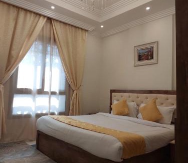 Al Qawayiyay Apartment | العوالي