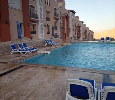 Ras Sudar Ski Chalet | بورتو السخنه هيفين هيلز شاليه عائلات Heaven Hills Porto El sokhna