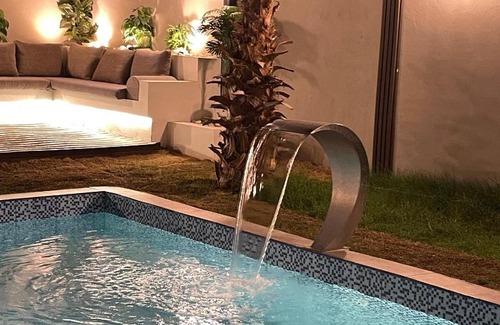 Al Hofuf Ski Chalet | شاليه إيميليا