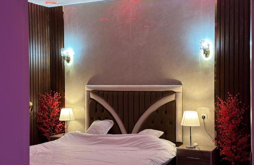 Duba Ski Chalet | شاليه الفخامه٢