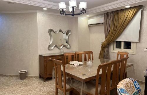 Helwan Apartment | شقة الخيالة الفندقية