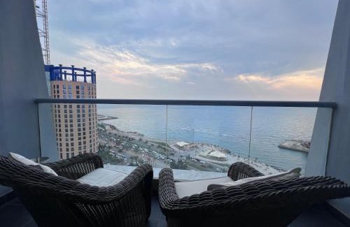 Ash Shati Apartment | شقة برج داماك الجوهرة Damac aljawhara tower