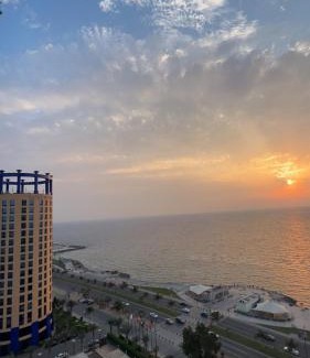 Ash Shati Apartment | شقة برج داماك الجوهرة Damac aljawhara tower