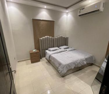 Al Khobar Apartment | شقة بصالة أنيقة وغرفة بسريرين مفرده