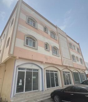 Sur Apartment | شقة بـ غرفتين وغرفة معيشة