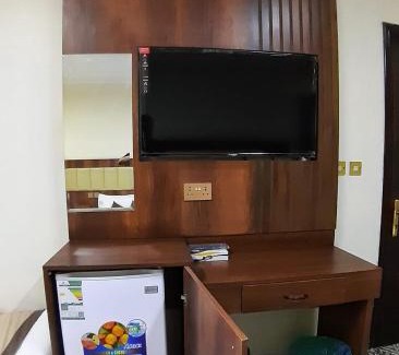 Medina Apartment | شقة مفروشة في طريق قباء بين المسجد النبوي ومسجد قباء