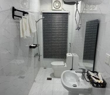 Al Kura Apartment | شقه غرفتين وصاله ومطبخ متكامل