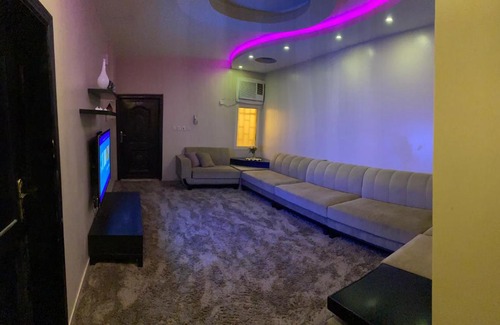 Yanbu Al Sinaiyah Apartment | شقه مفروشه